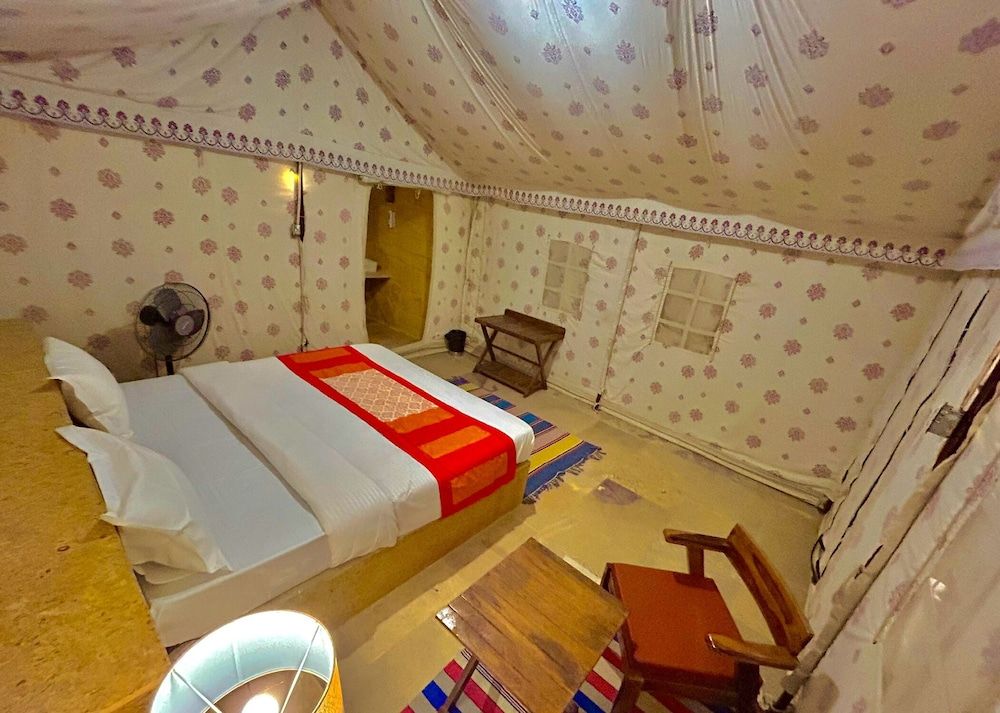 Amazing Desert Camp Deluxe Tent, 1 Double Bed, Resort View, Ground Floor