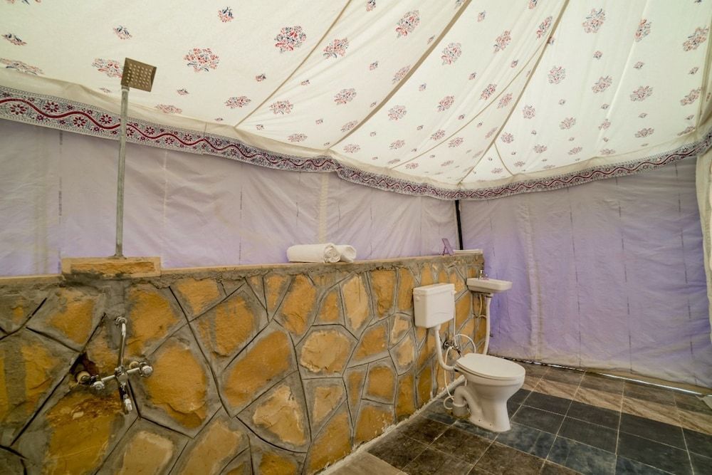 Amazing Desert Camp Deluxe Tent, 1 Double Bed, Resort View, Ground Floor 19