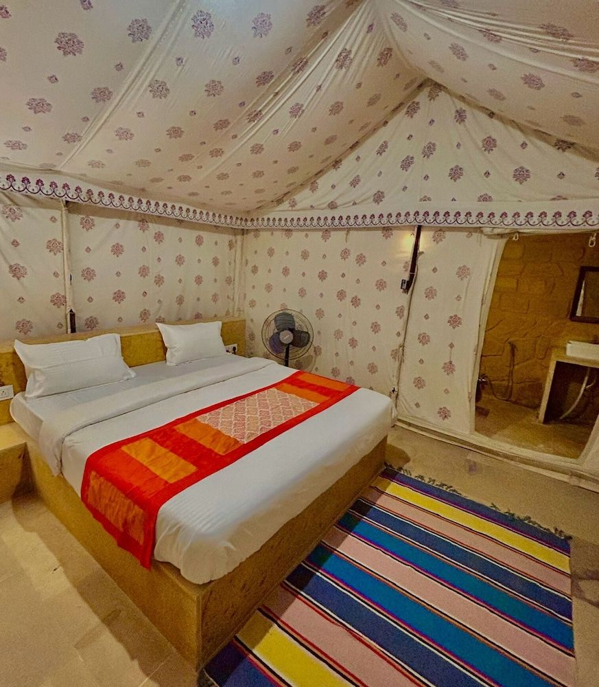 Amazing Desert Camp Deluxe Tent, 1 Double Bed, Resort View, Ground Floor 10