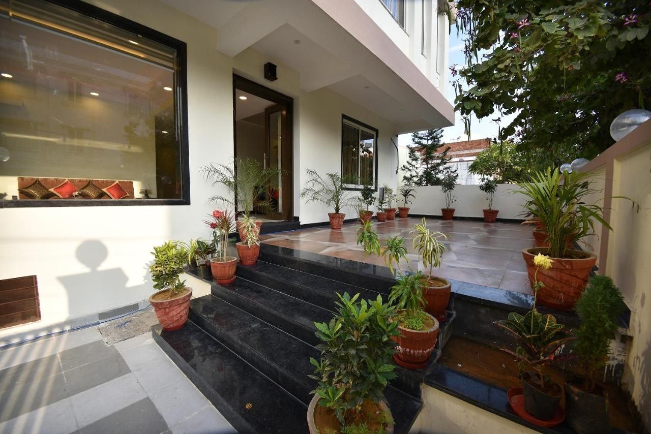 Hotel Exterior