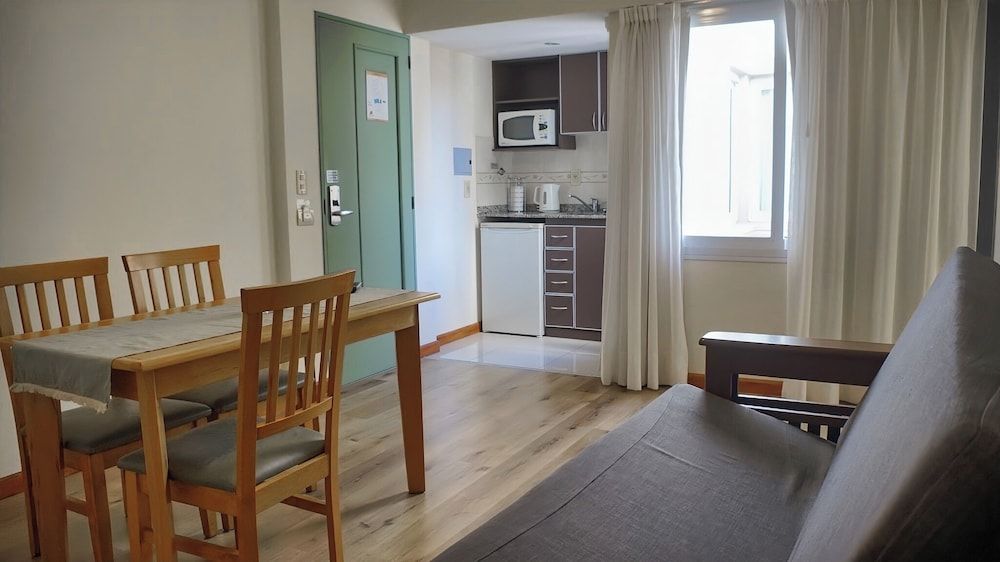 Condor Suites Apart Hotel Triple Room (Del Plata) 11