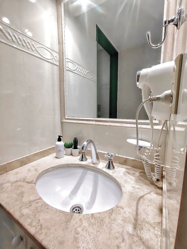 Condor Suites Apart Hotel Triple Room (Del Plata) 9