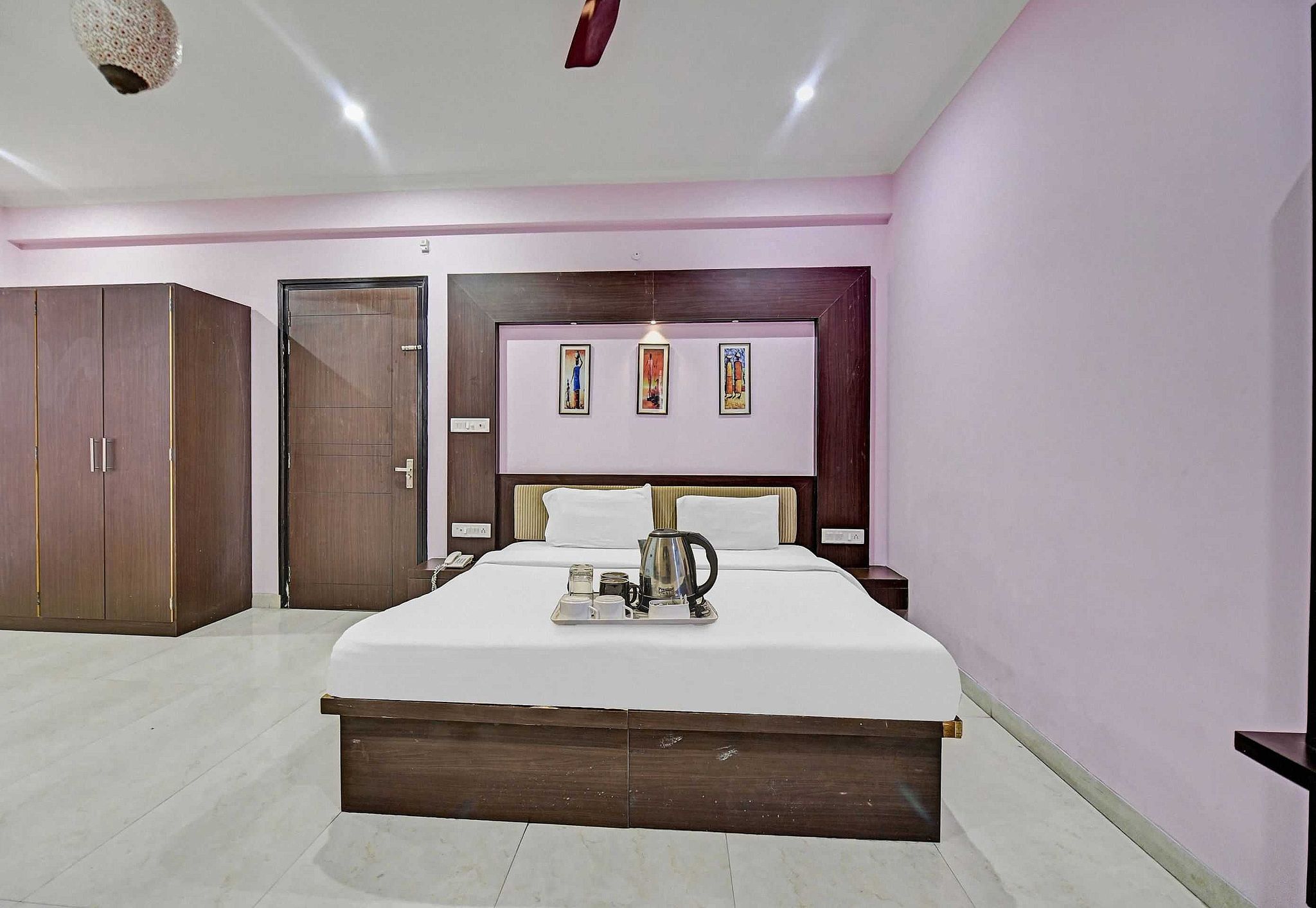 Hotel O Sahib's Stay Fine Classic 5