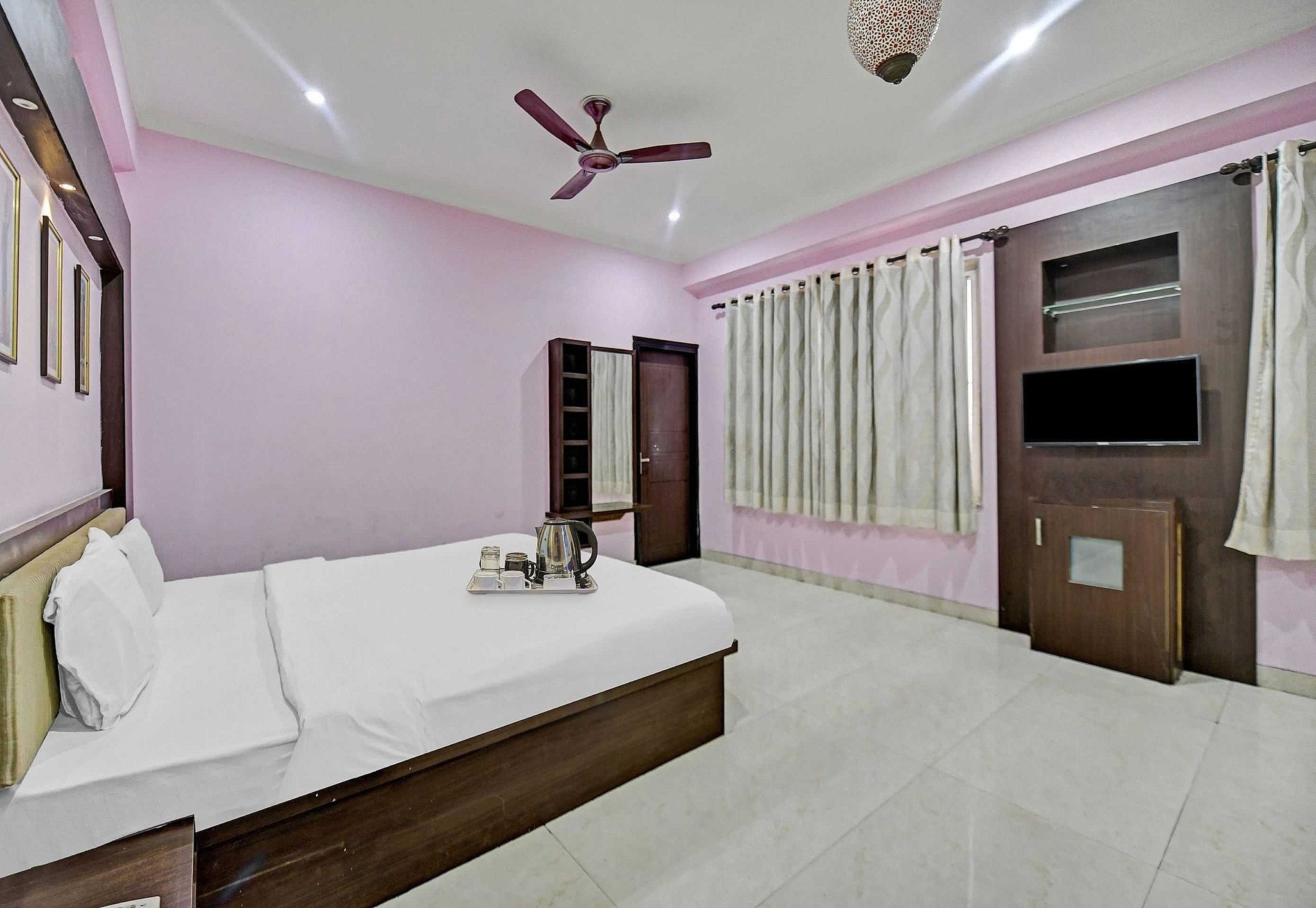 Hotel O Sahib's Stay Fine Classic 21