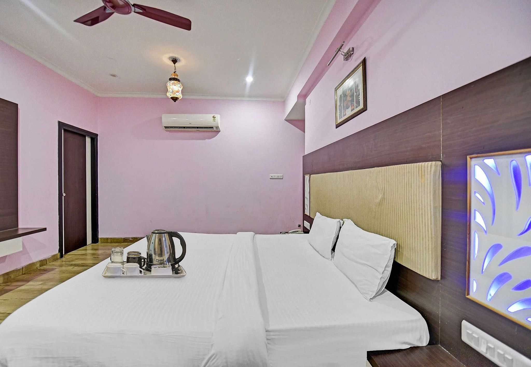 Hotel O Sahib's Stay Fine Classic 3