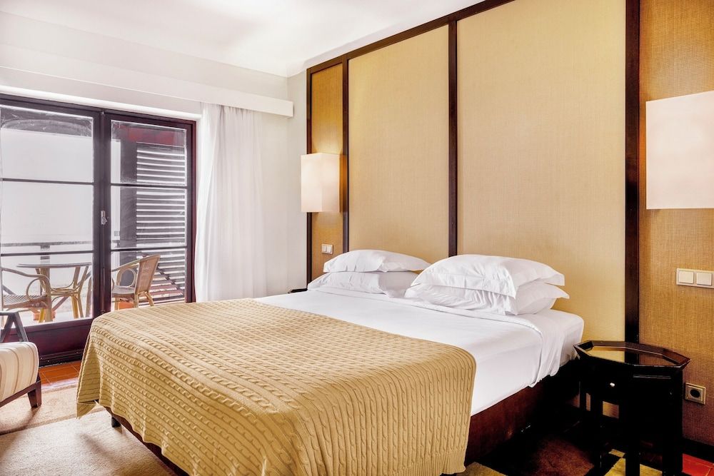 Superior Room (Family)