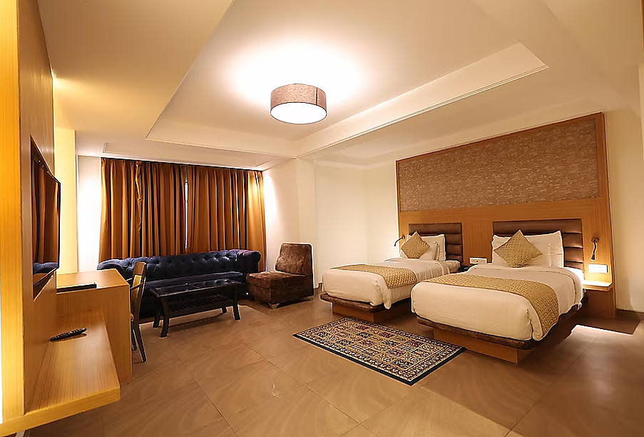 Clarion Inn Indore Deluxe Room 4