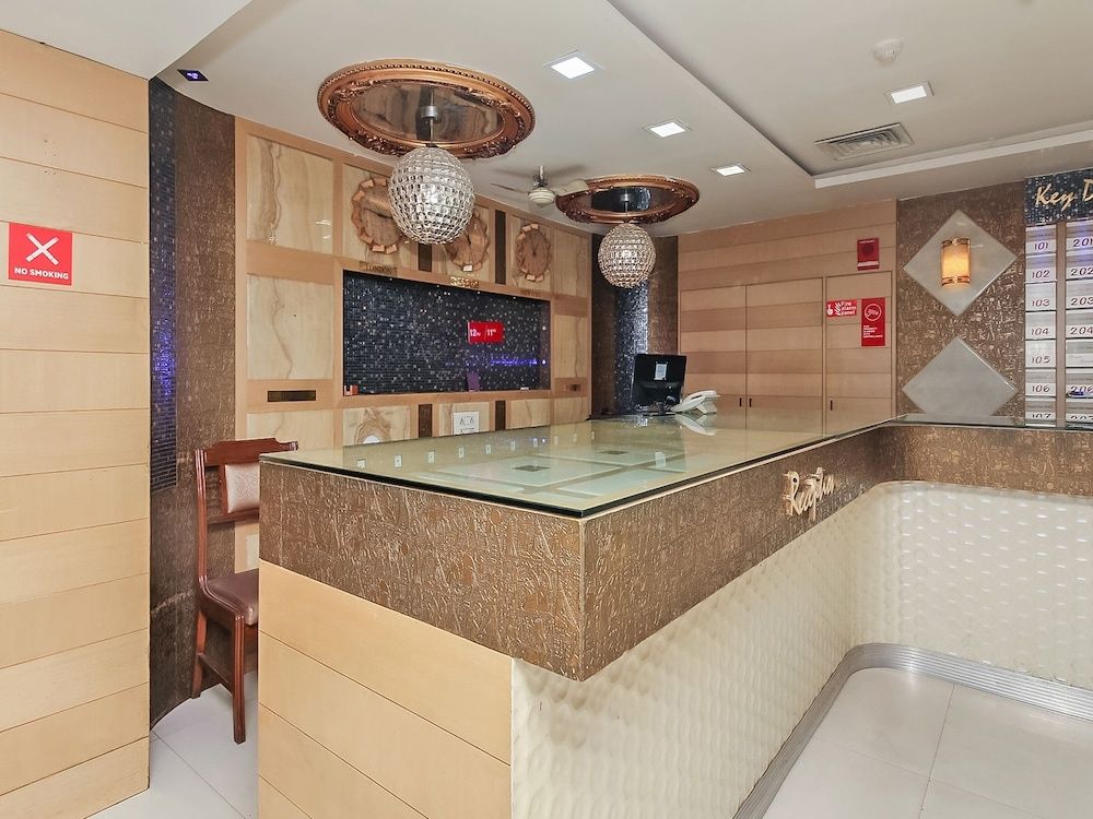 undefined OYO 740 Hotel Suravi 7