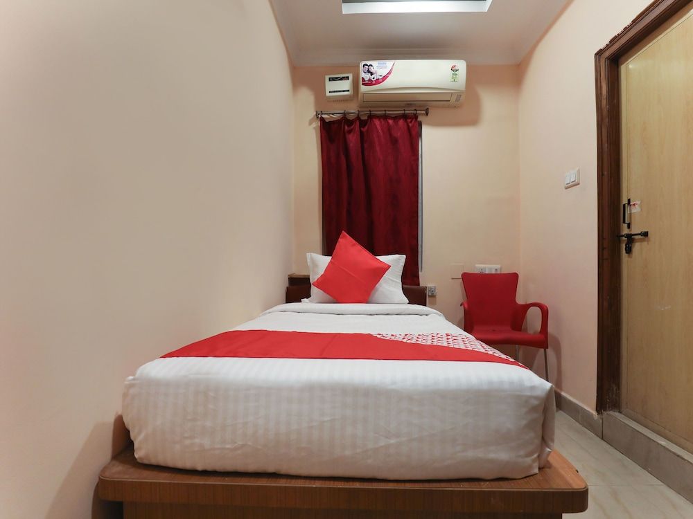 OYO 14116 Hotel Sri Venkata Balaji Residency Double or Twin Room 11