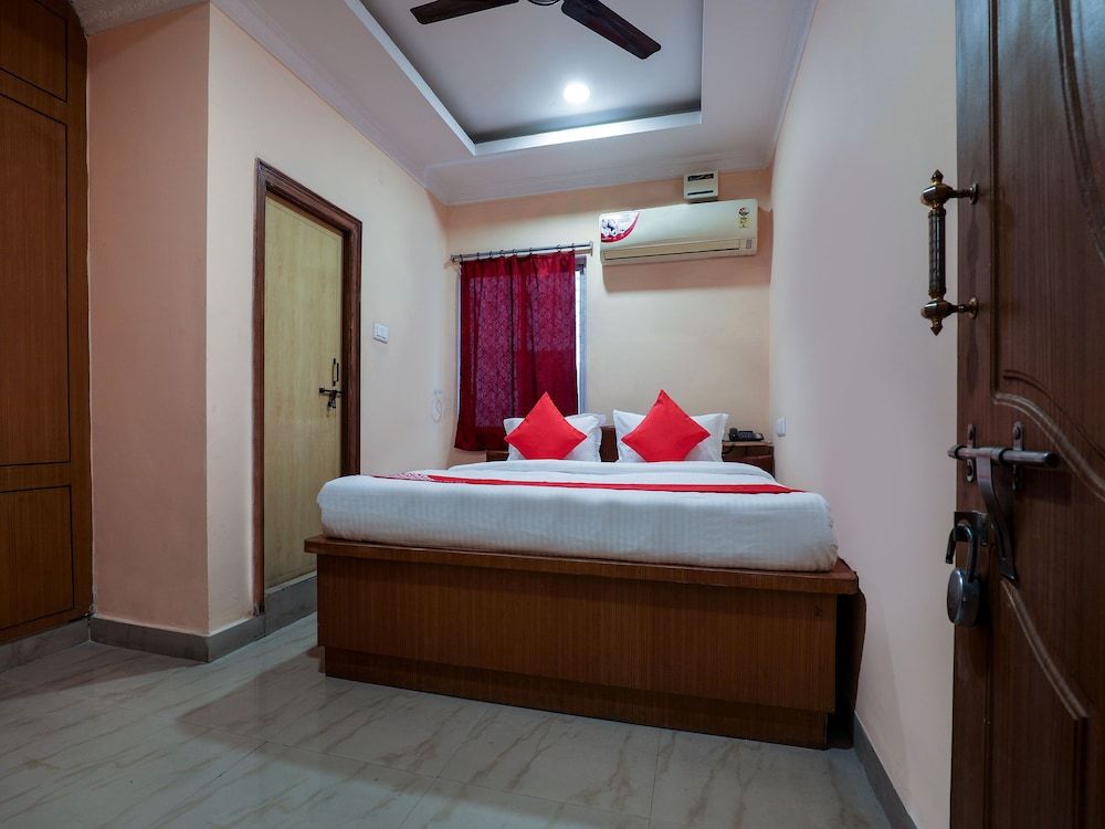 OYO 14116 Hotel Sri Venkata Balaji Residency Double or Twin Room 5