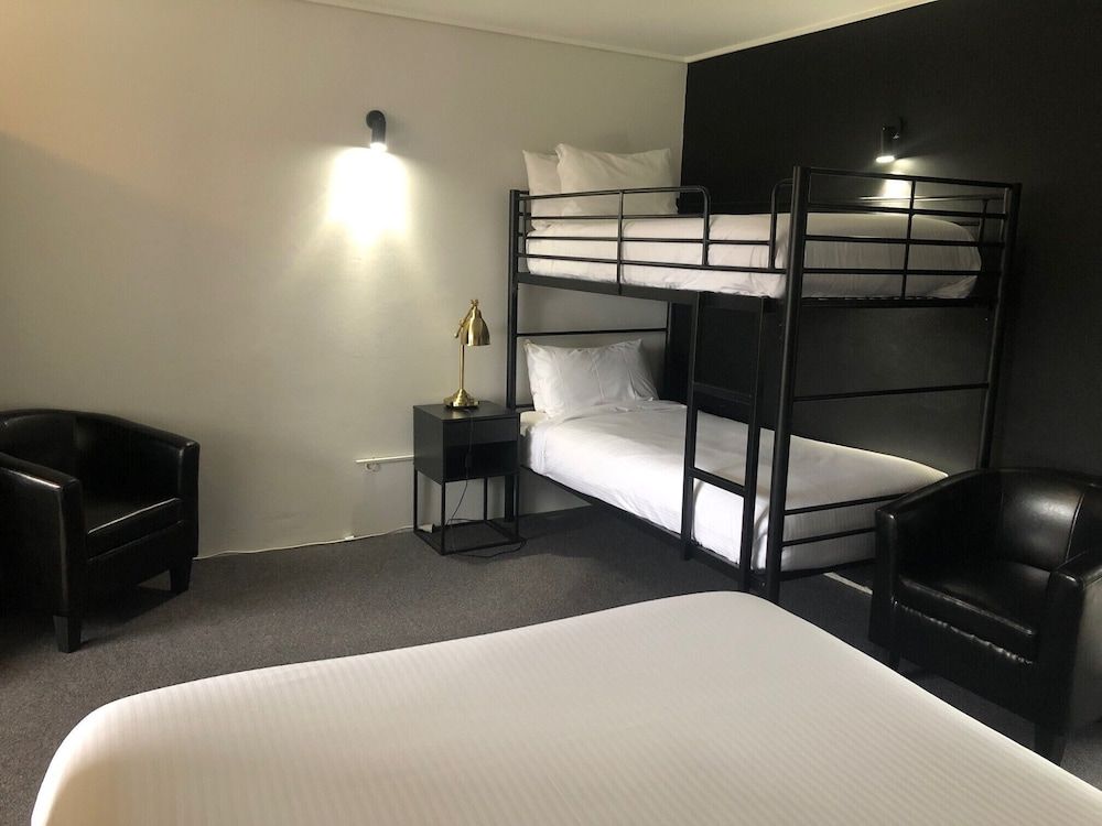 Matador Motor Inn Family Room 2