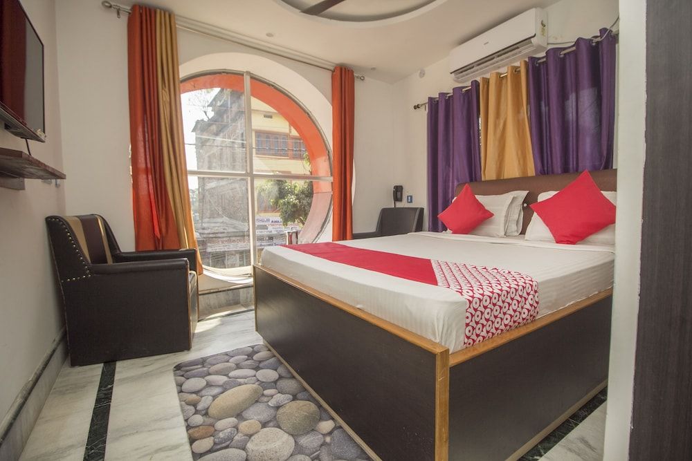 undefined OYO 27984 Hotel Debdutta 6