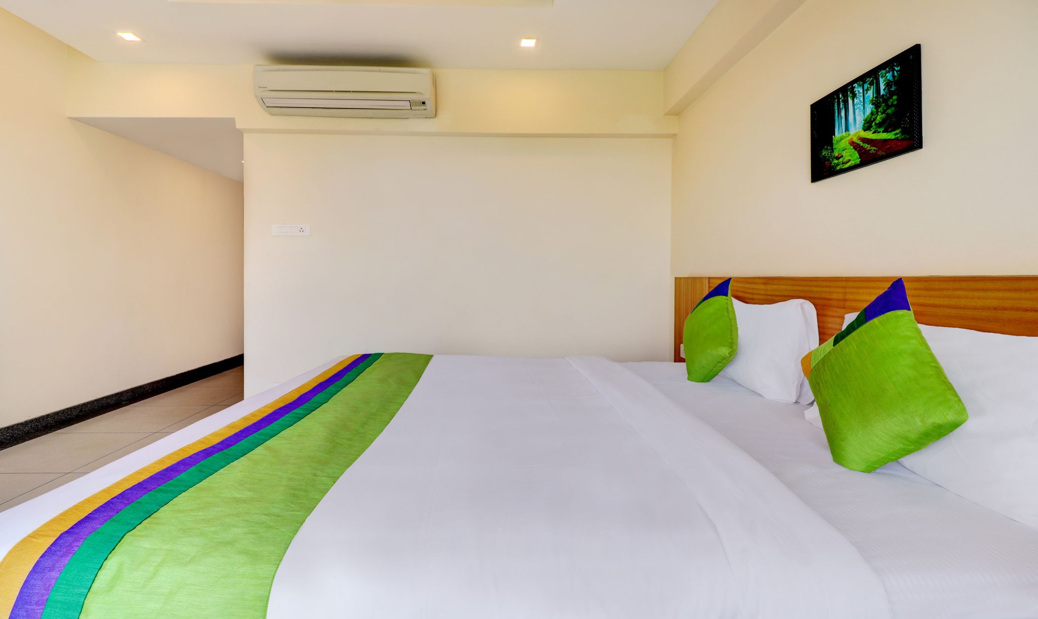 Treebo Park - 500M From Medical College Standard Double Room 10