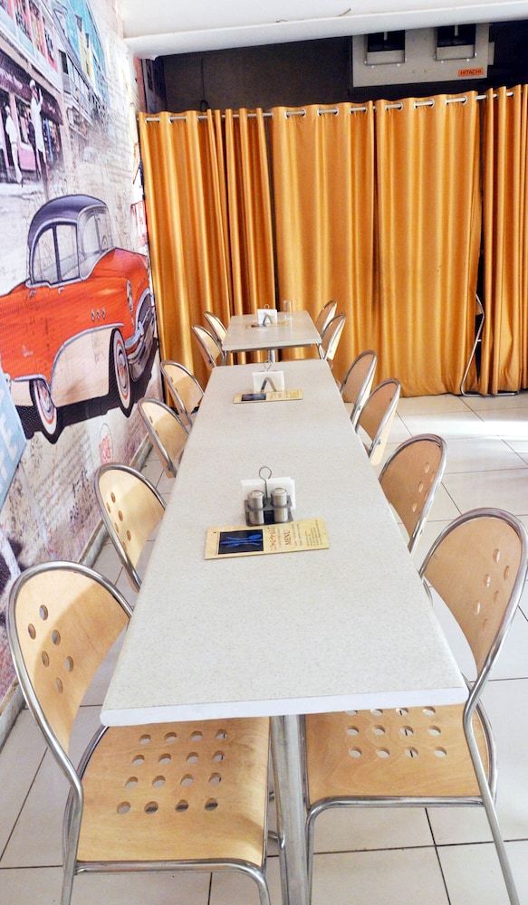 undefined Hotel Lavenir 10