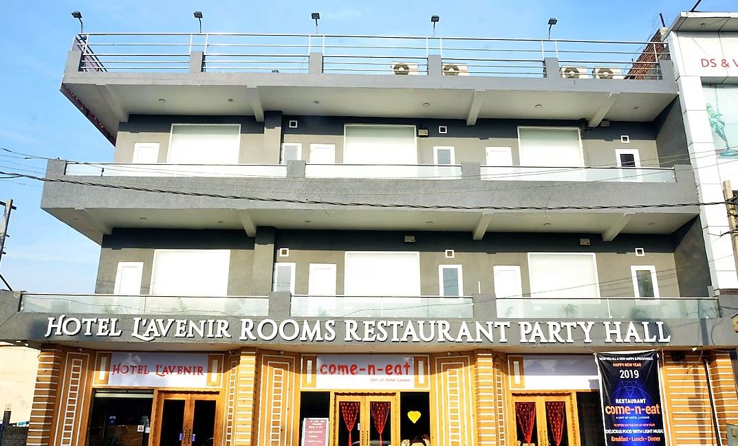 undefined Hotel Lavenir