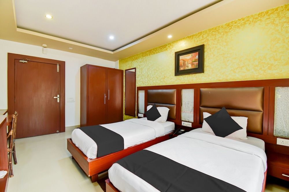 Capital O 44652 Hotel PYBSS