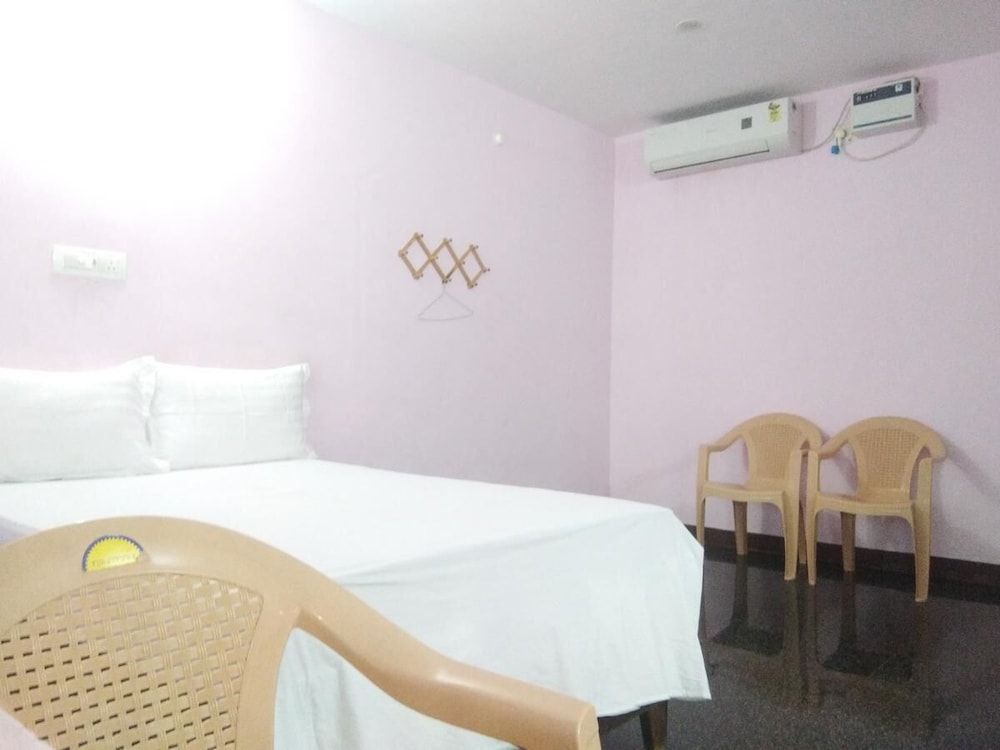 Ulo Rainbow Guest House