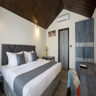 Stone Wood Beach Resort- A Party Hotel Party Cottage 3