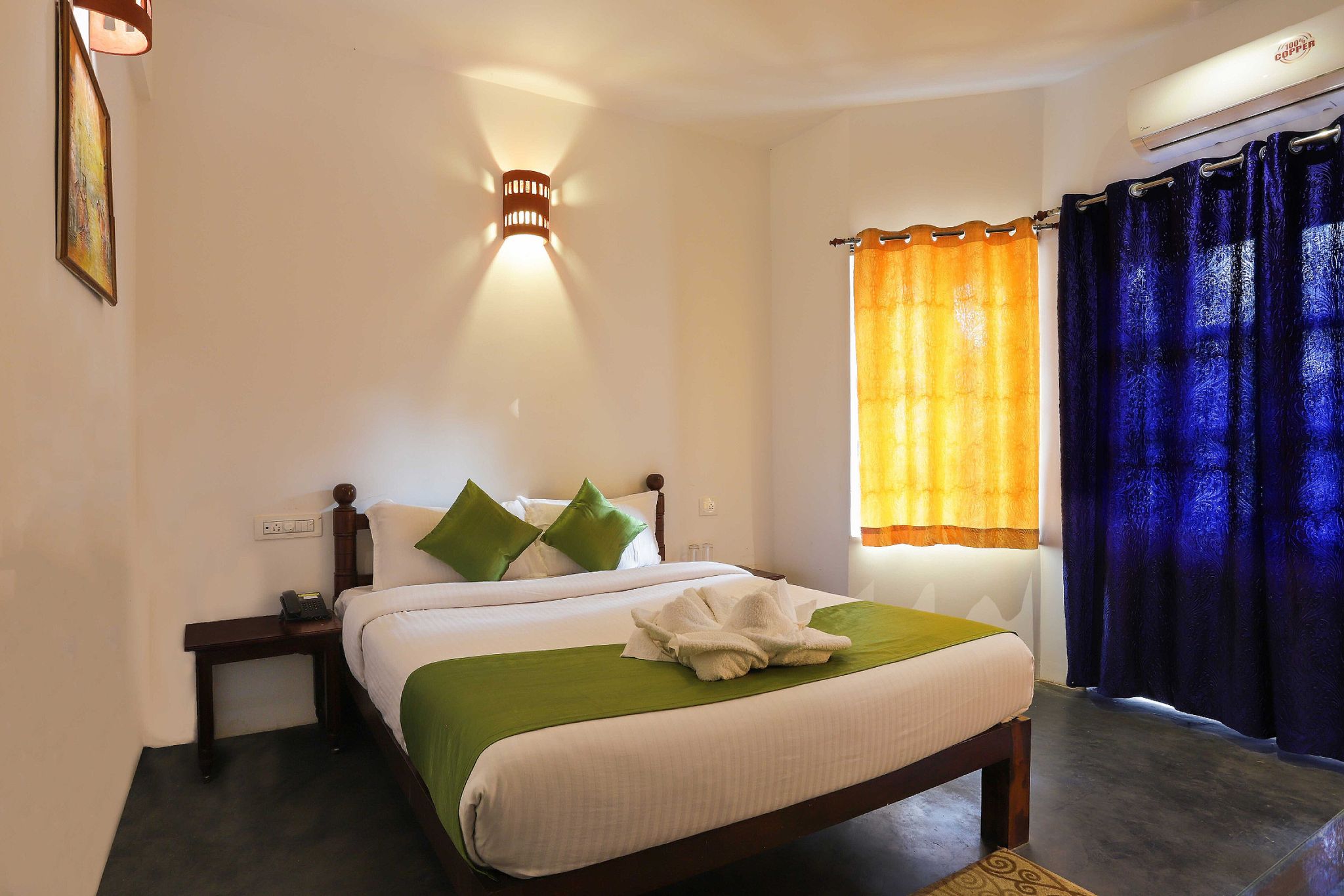Fantasy Resort Deluxe Room 2