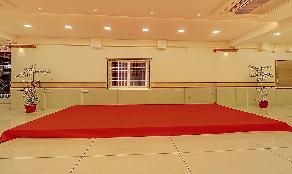 Reception hall