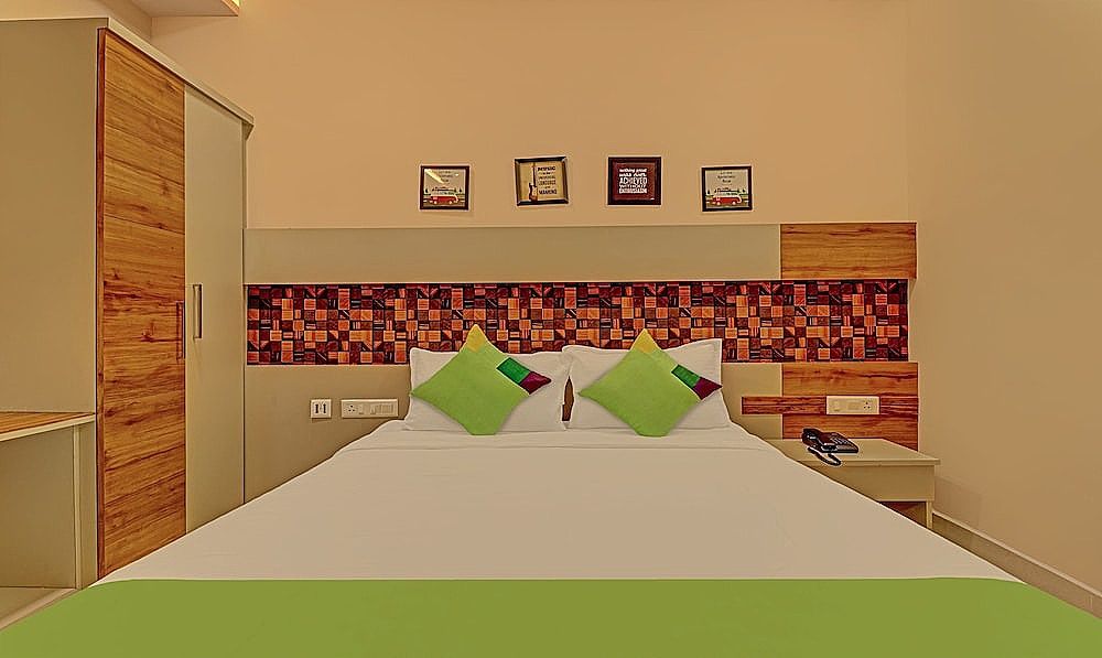 Treebo Rainbow Grand Deluxe Double Room