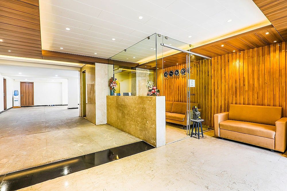 undefined FabHotel Capitol Suites 3