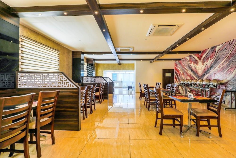 undefined FabHotel Capitol Suites 4