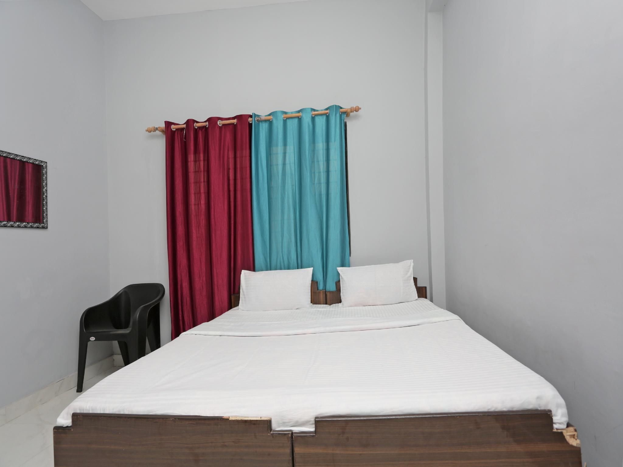 undefined SPOT ON 37815 Stay N Style 4