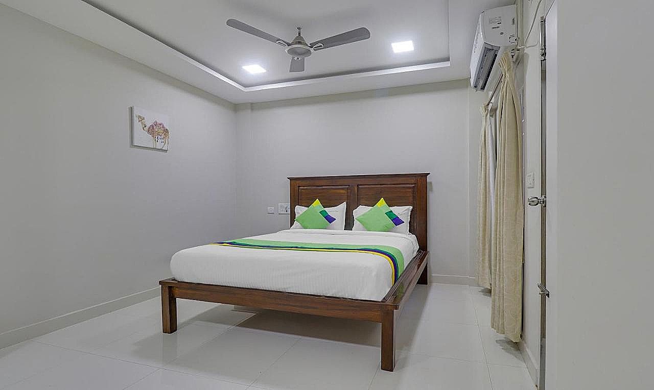 Rithikha Inn Crest Maple 3