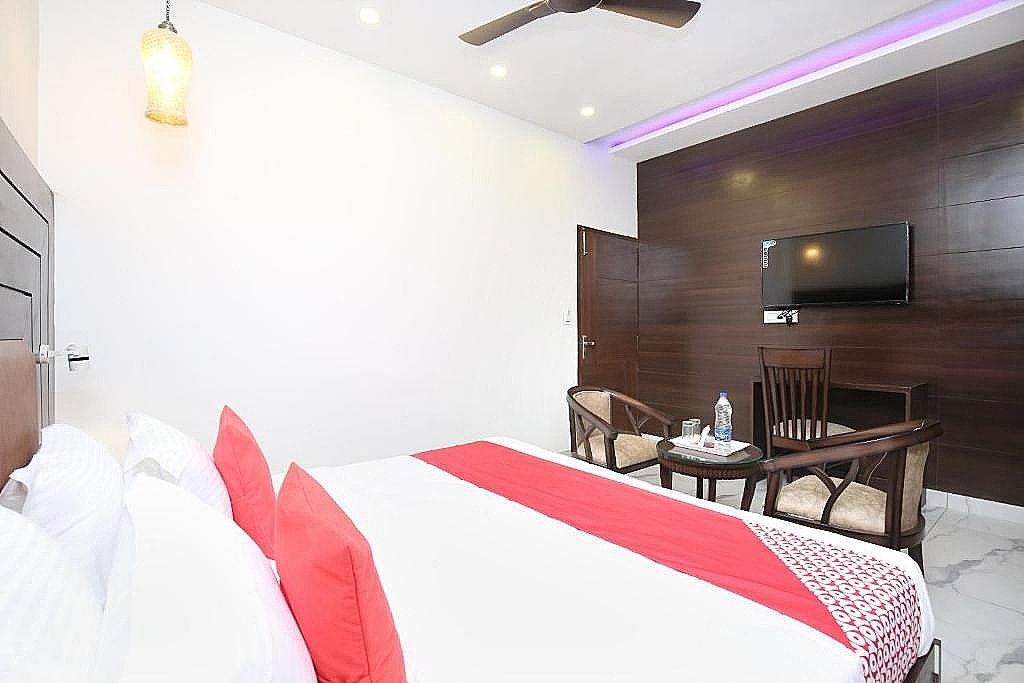 undefined OYO 15015 Hotel Ska Hometel 7
