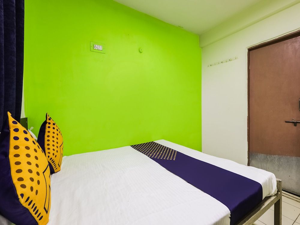 undefined SPOT ON 37422 Kakul Stay Inn 9