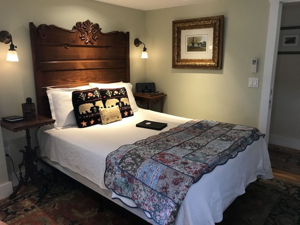 The Revere Guest House Falmouth Room 4 External Private Bath 2