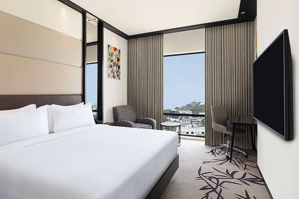 undefined Hilton Garden Inn Pune Hinjawadi 7
