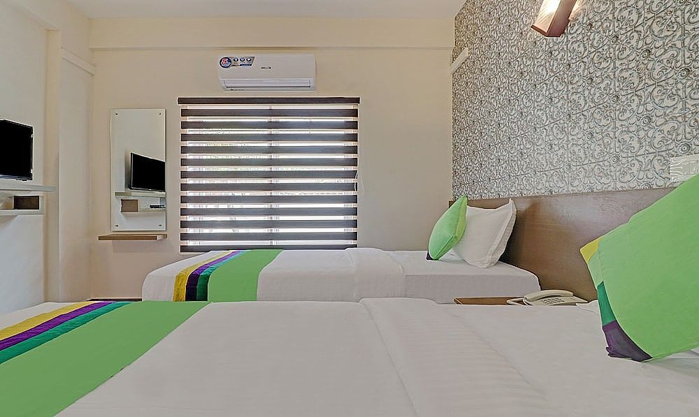 Treebo Golden Terminal, Kochi Airport Standard Double Room 6