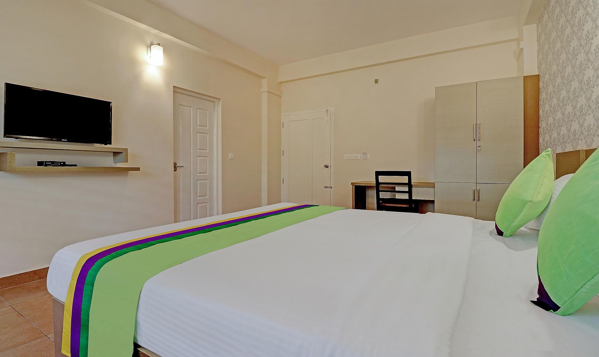 Treebo Golden Terminal, Kochi Airport Standard Double Room 25