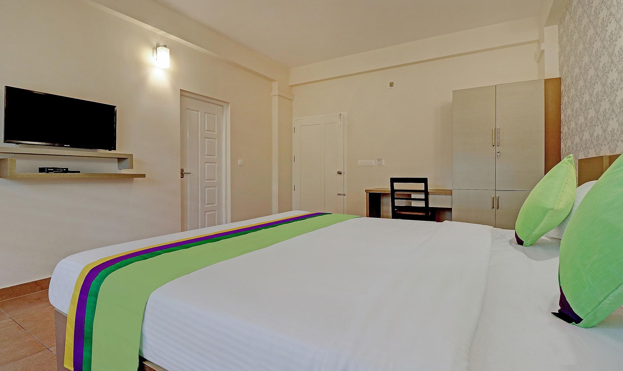 Treebo Golden Terminal, Kochi Airport Standard Double Room 24