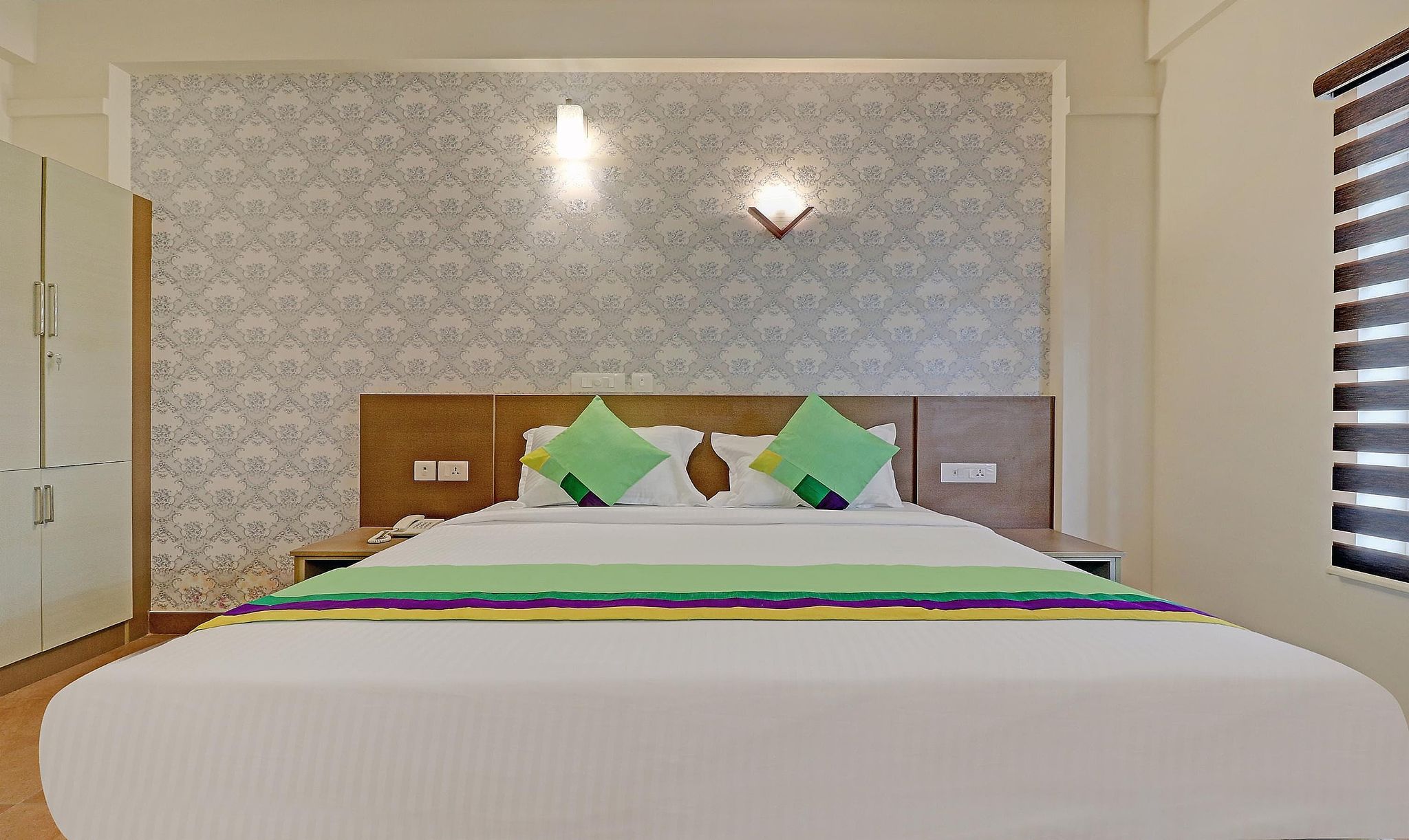 Treebo Golden Terminal, Kochi Airport Standard Double Room 2