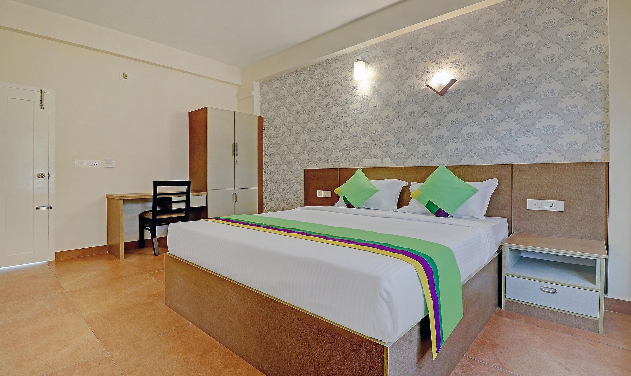 Treebo Golden Terminal, Kochi Airport Standard Double Room 28