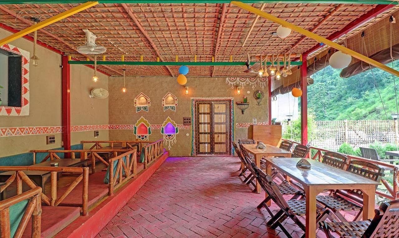 Food & Dining