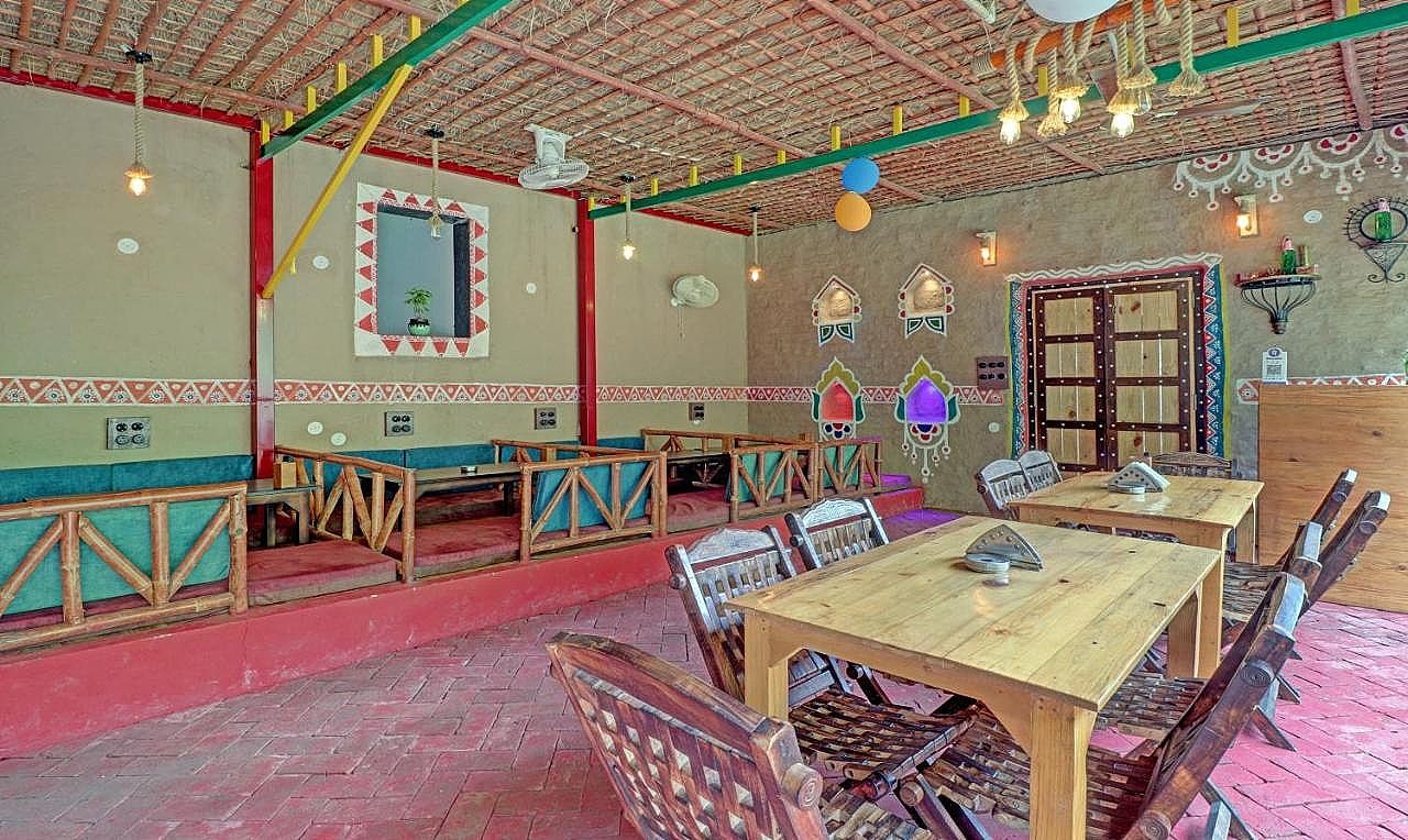 Food & Dining