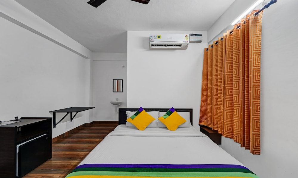 Itsy Hotels Coastal Grand De Heritage Standard Double Room 3