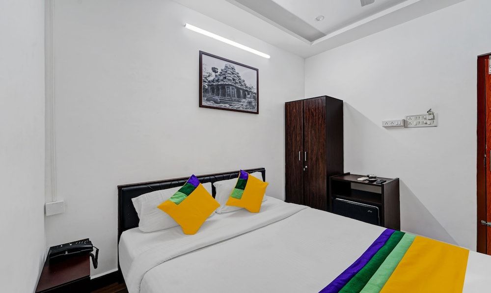 Itsy Hotels Coastal Grand De Heritage Economy Double Room 3