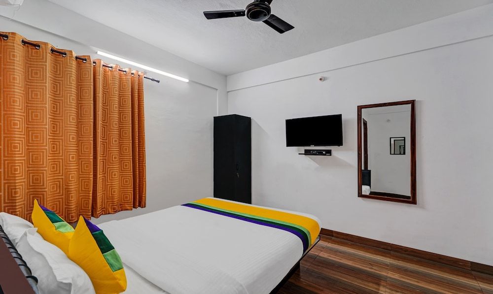 Itsy Hotels Coastal Grand De Heritage Standard Double Room 2