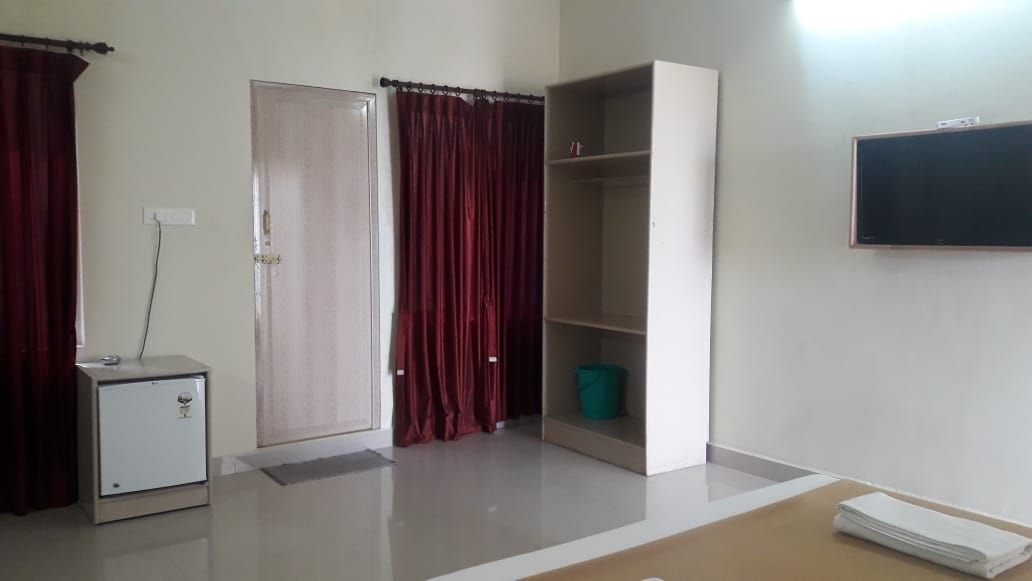 Ganesh Beach Resort Double AC Room 9