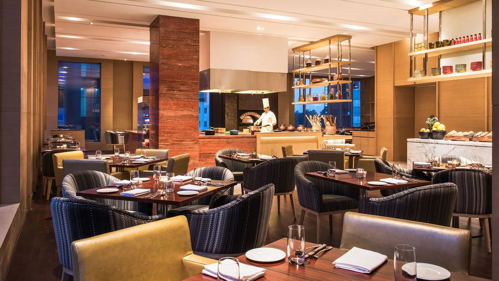 Food & Dining