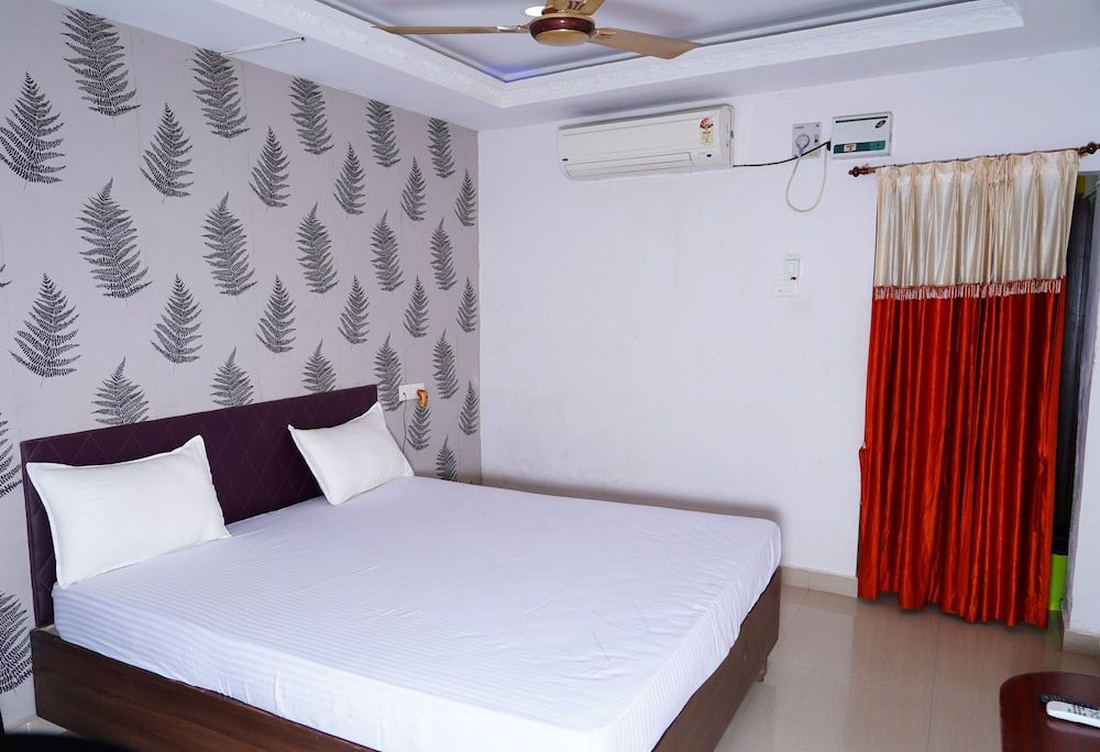 undefined Sri Gokulam Guest House 6