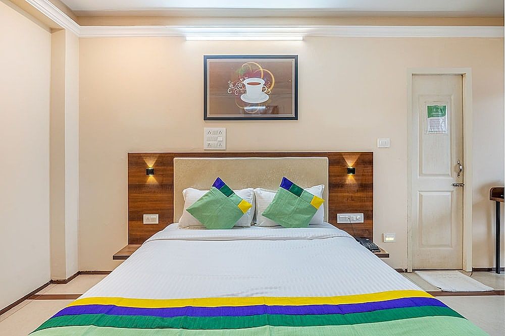 Treebo Sunheads Standard Double Room 24