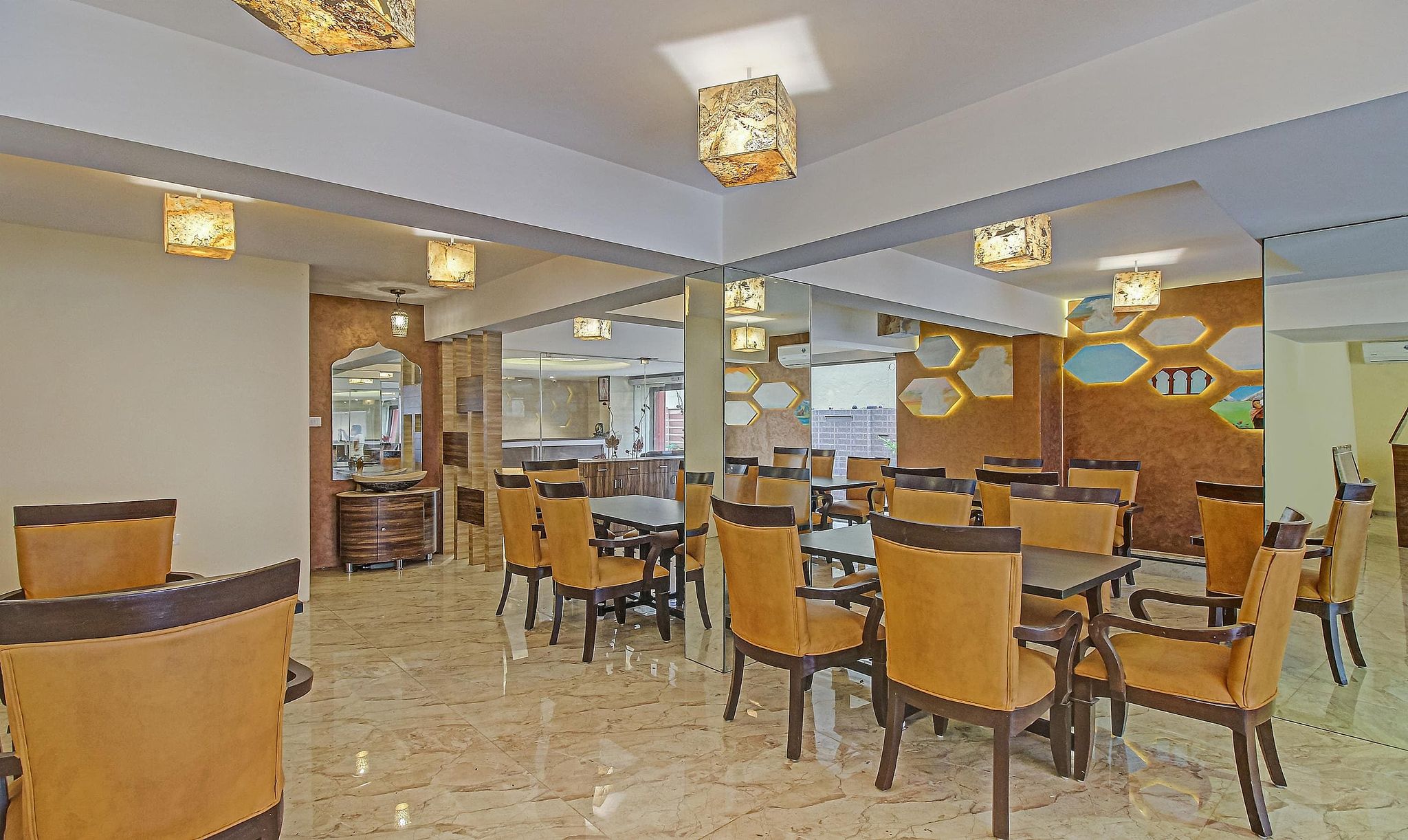 Food & Dining
