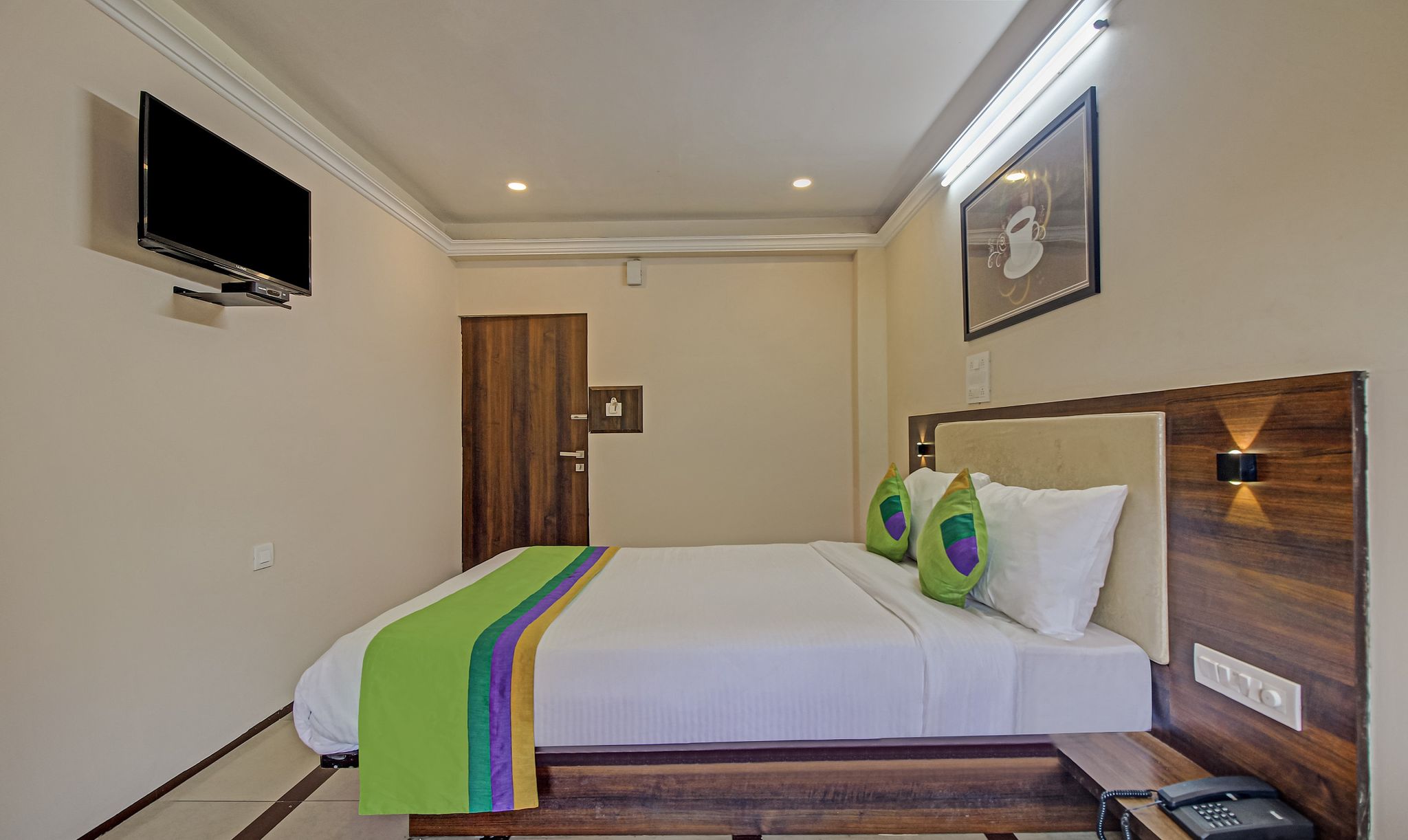 Treebo Sunheads Standard Double Room 17