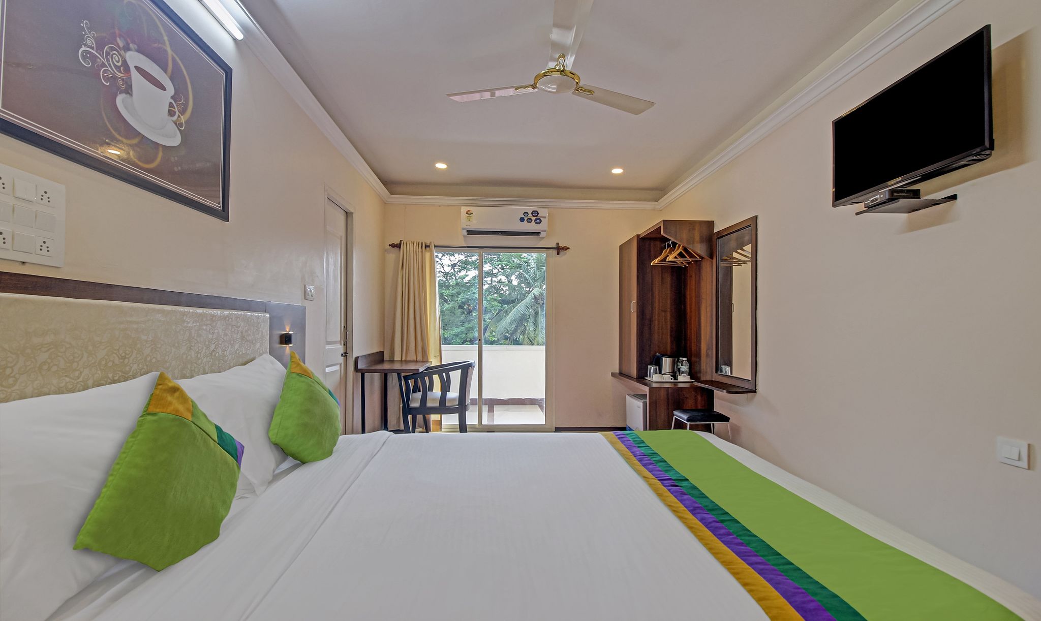 Treebo Sunheads Standard Double Room 14